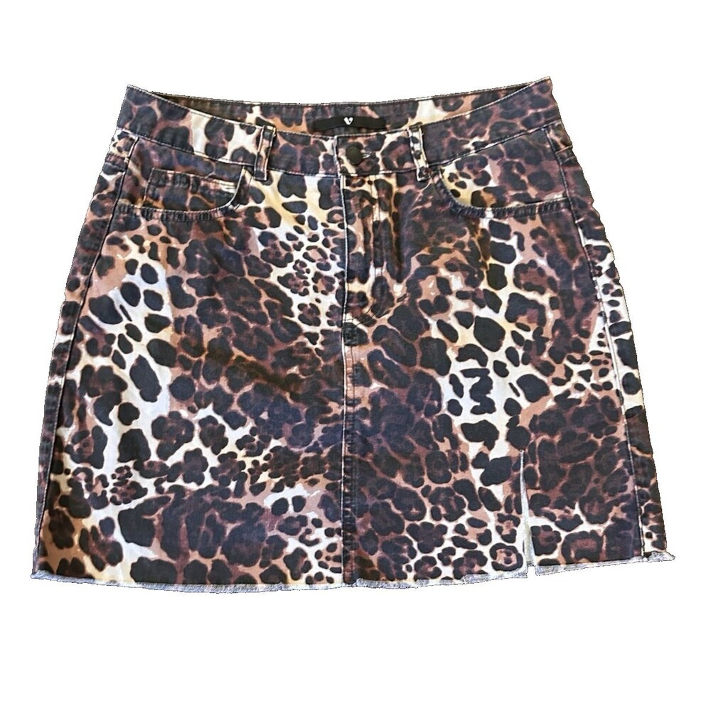 V Leopard Print Denim Mini Skirt Raw Hem Front Slit Button Closure Pockets